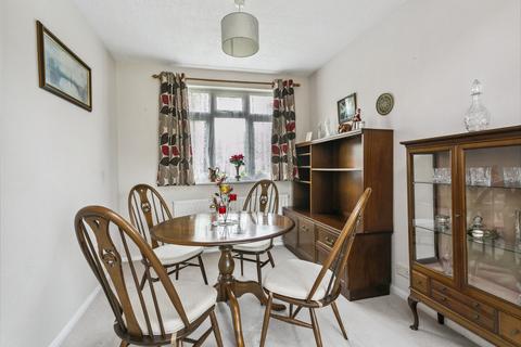 7 Barnhill Road, Marlow, SL7 3EZ