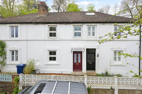 3 bedroom terraced house for sale, Latimer Road, Surrey GU7