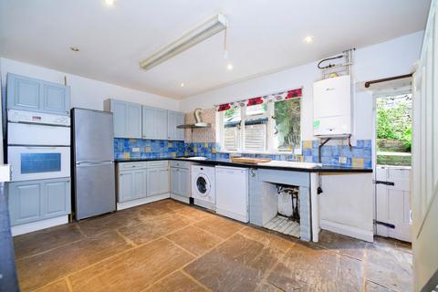 3 bedroom terraced house for sale, Latimer Road, Surrey GU7