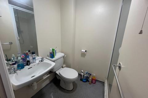 1 bedroom in a house share for sale, Woodgate, Loughborough LE11