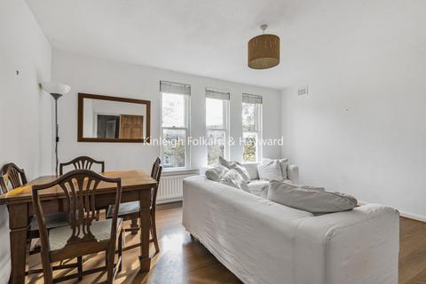 2 bedroom flat to rent, Adelaide Avenue London SE4