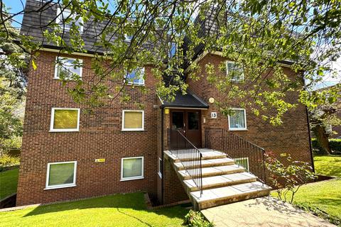2 bedroom apartment to rent, Woodlands Road, Redhill, Surrey, RH1