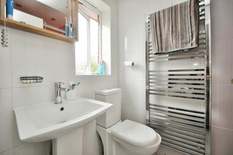 47 Goodwin Close, Chelmsford, CM2 9GX