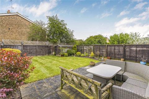 17 Cherry Tree Road, Chinnor, OX39 4QY