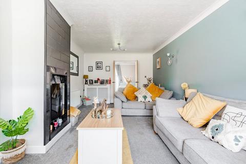 3 bedroom semi-detached house for sale, Blithewood Gardens, Norwich