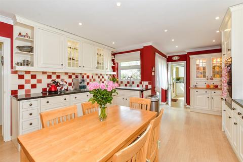 4 bedroom semi-detached house for sale, Claygate Road, Yalding, Maidstone, Kent