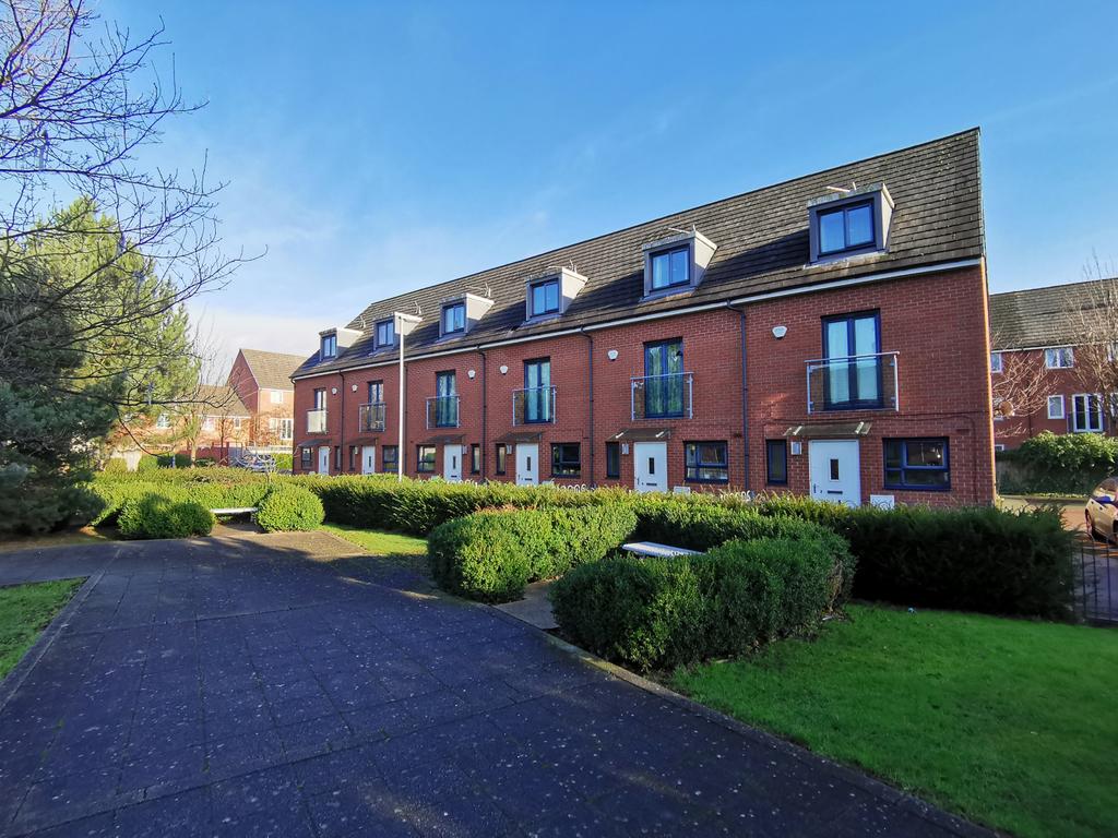Three Bedroom Townhouse FOR SALE