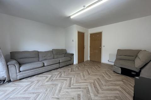 8 The Phoenix, Salford, M7 1NX