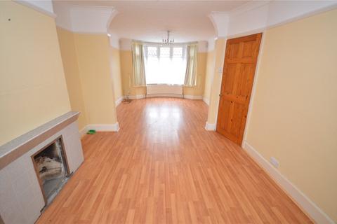 2 bedroom end of terrace house for sale, St. Catherines Avenue, Luton, Bedfordshire, LU3