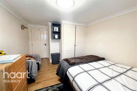 House share to rent, Linden Grove, Penge East