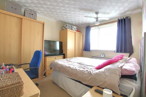 3 bedroom maisonette for sale, Totton, Southampton
