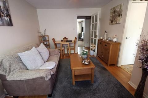 1 bedroom flat to rent, Celadon Close, Enfield, EN3