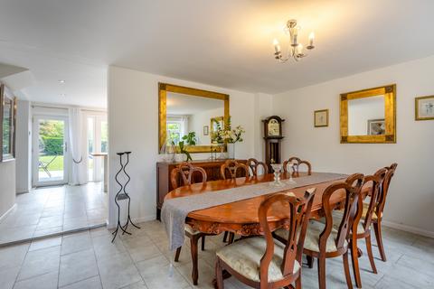 Copperbeech Long Walk, Chalfont St Giles, HP8 4AN