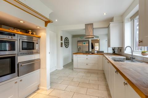 Copperbeech Long Walk, Chalfont St Giles, HP8 4AN