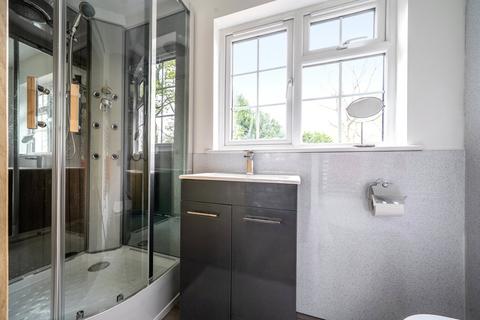 4 bedroom detached house for sale, Scotts Grove Road, Chobham, GU24
