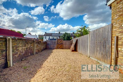 21 Oaklands Road, Hanwell, London, W7 2DP