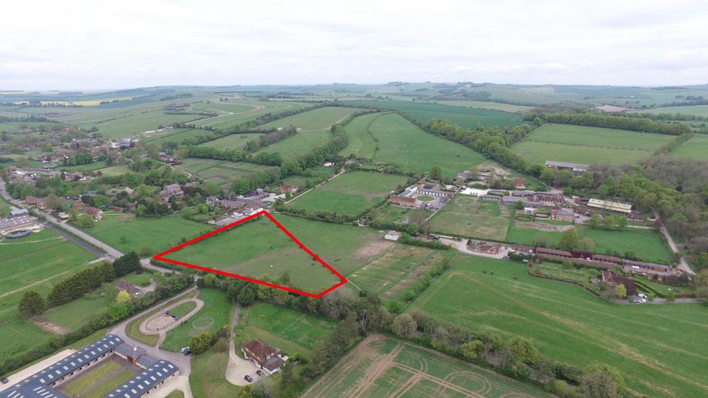 Upper Lambourn, Berkshire 4 bed property with land for sale £375,000