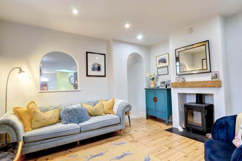 4 bedroom end of terrace house for sale, Harpsden Road, Henley-On-Thames