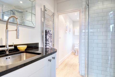 117 Harpsden Road, Henley-on-thames, RG9 1ED
