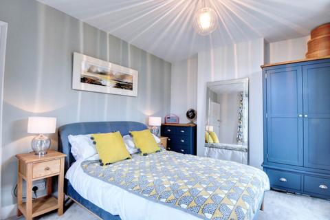 117 Harpsden Road, Henley-on-thames, RG9 1ED