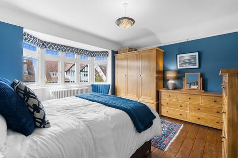 4 bedroom semi-detached house for sale, Hurst Park Avenue, Cambridge, CB4