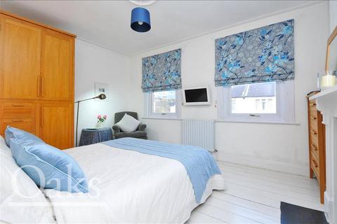 2 bedroom terraced house for sale, Oval Road, East Croydon