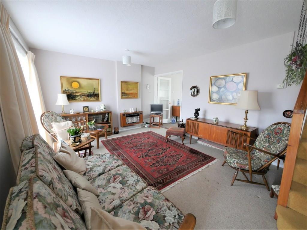 Silverdale Close, Ipswich 3 bed semidetached house for sale £250,000