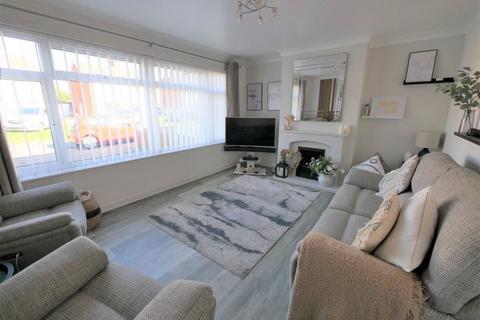 38 Diamond Close, Ipswich, IP1 5HN