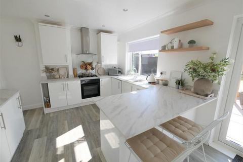 38 Diamond Close, Ipswich, IP1 5HN