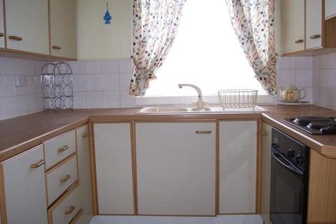 2 bedroom flat for sale, Seafield View, Kirkcaldy