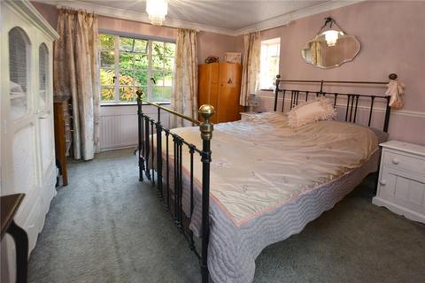 3 bedroom detached house for sale, Station Road, Amersham, Buckinghamshire, HP7
