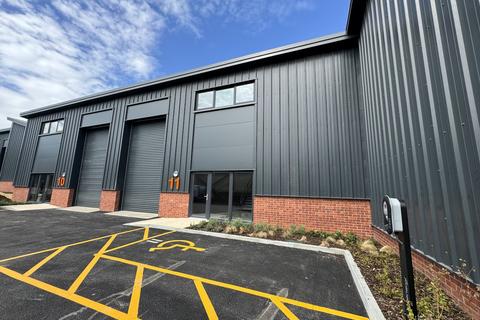 Industrial unit to rent, Unit 11 Block E, East Horton Business Park, Knowle Lane, Fair Oak, Eastleigh, SO50 7DZ