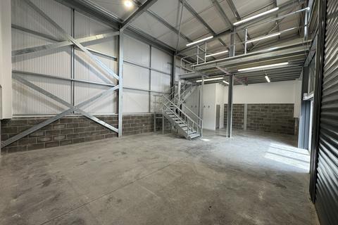 Industrial unit to rent, Unit 11 Block E, East Horton Business Park, Knowle Lane, Fair Oak, Eastleigh, SO50 7DZ