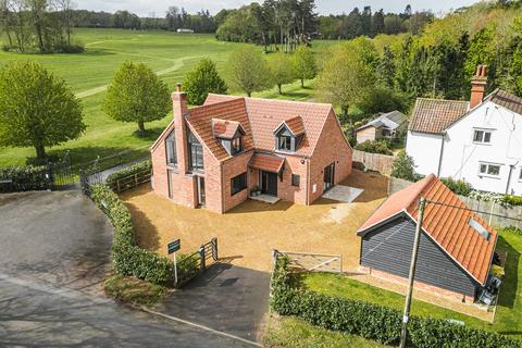 4 bedroom detached house for sale, Little Massingham