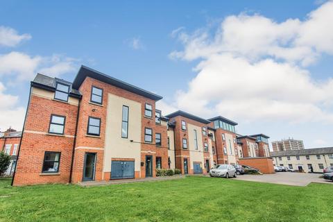 2 bedroom flat for sale, 10 Redcourt, Athlone Grove, Leeds, West Yorkshire, LS12 1SY