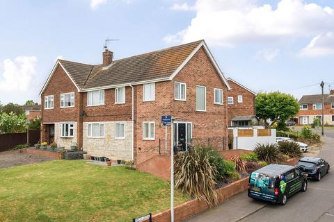 1 Birch Grove, Hempstead, Gillingham, ME7 3RA