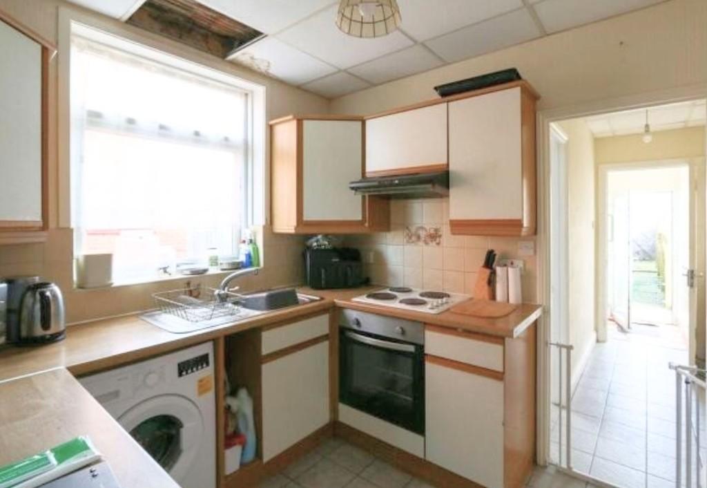 Kitchen 3