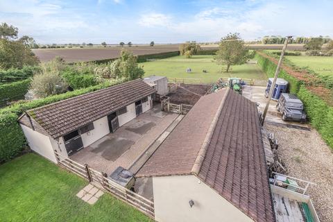 4 bedroom chalet for sale, Wiggenhall St Mary Magdalen