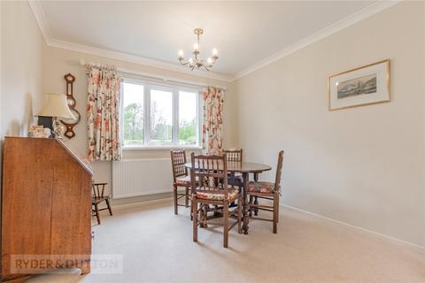 45 Chew Brook Drive, Greenfield, Oldham, OL3 7PD