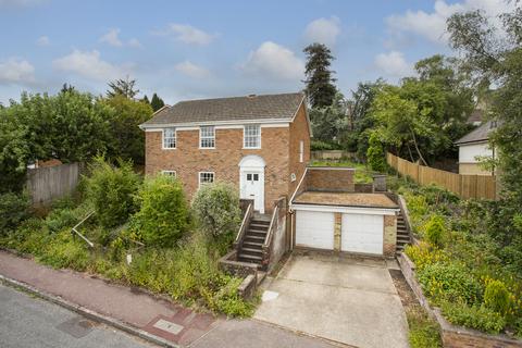4 bedroom detached house for sale, Broadcroft, Tunbridge Wells