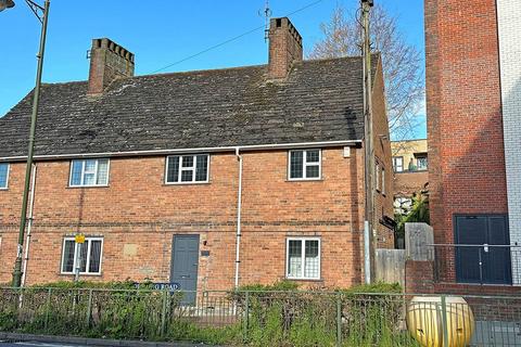 3 bedroom semi-detached house for sale, Worthing Road, Horsham