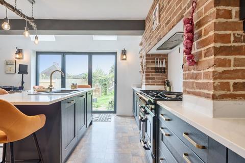 Serendip Chanton Drive, Epsom, KT17 3DN