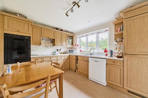 4 bedroom detached house for sale, The Oaks, Bovey Tracey