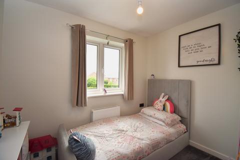 94 Buzzard Way, Cranbrook, Exeter, EX5 7GX