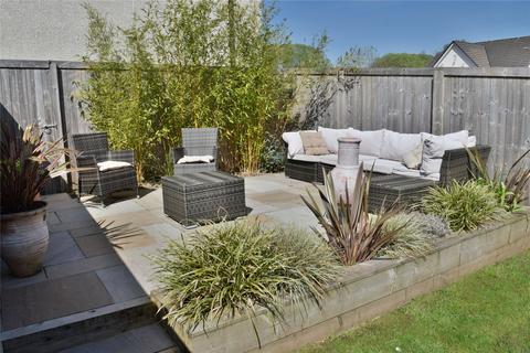 27 Alexander Grove, Bearsden, Glasgow, G61 3EF