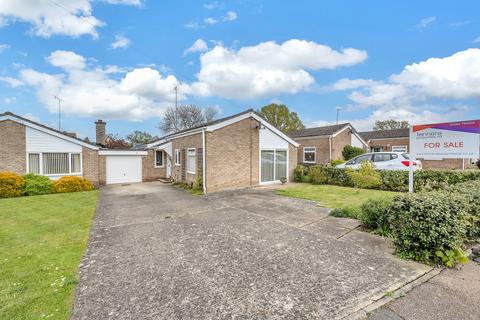 3 bedroom detached bungalow for sale, Raynsford Road, Great Whelnetham