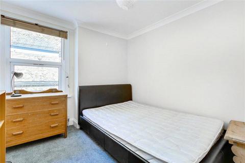 3 bedroom flat to rent, Queenstown Road, Diamond Conservation Area, SW8