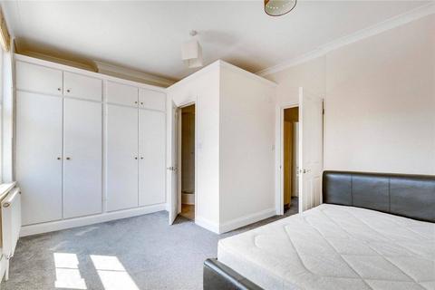 3 bedroom flat to rent, Queenstown Road, Diamond Conservation Area, SW8