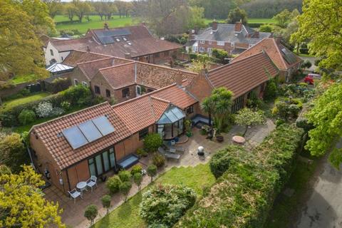 5 bedroom barn conversion for sale, Rollesby