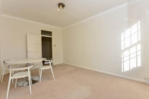 2 bedroom flat to rent, Nevern Square, Earls Court, London, SW5